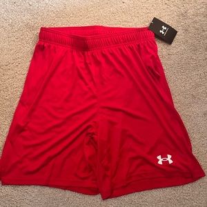 NWT Mens Red Heatgear Loose Shorts